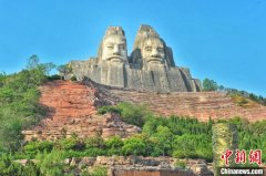 人这一辈子,一定要去一 人这一辈子,一定要去一